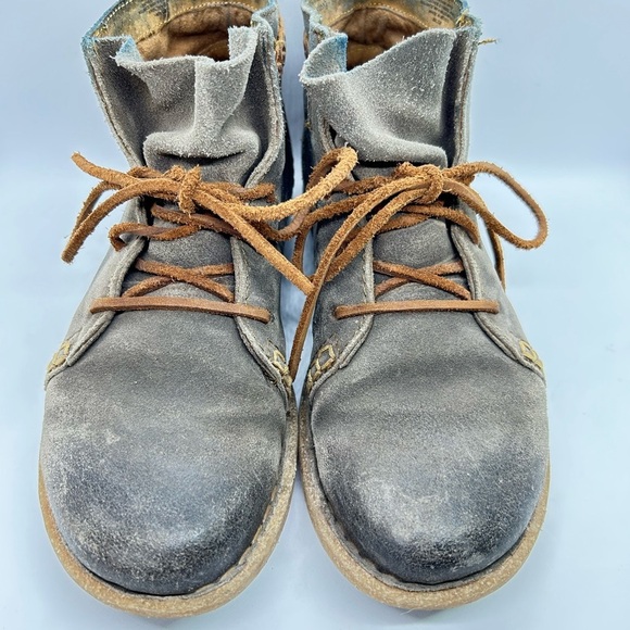 Born Women's Temple II Boot Lace Up Gray and Brown Suede Distressed Bootie SZ 8 - Picture 2 of 14